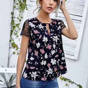 Elegant Floral Lace Sleeve Blouse